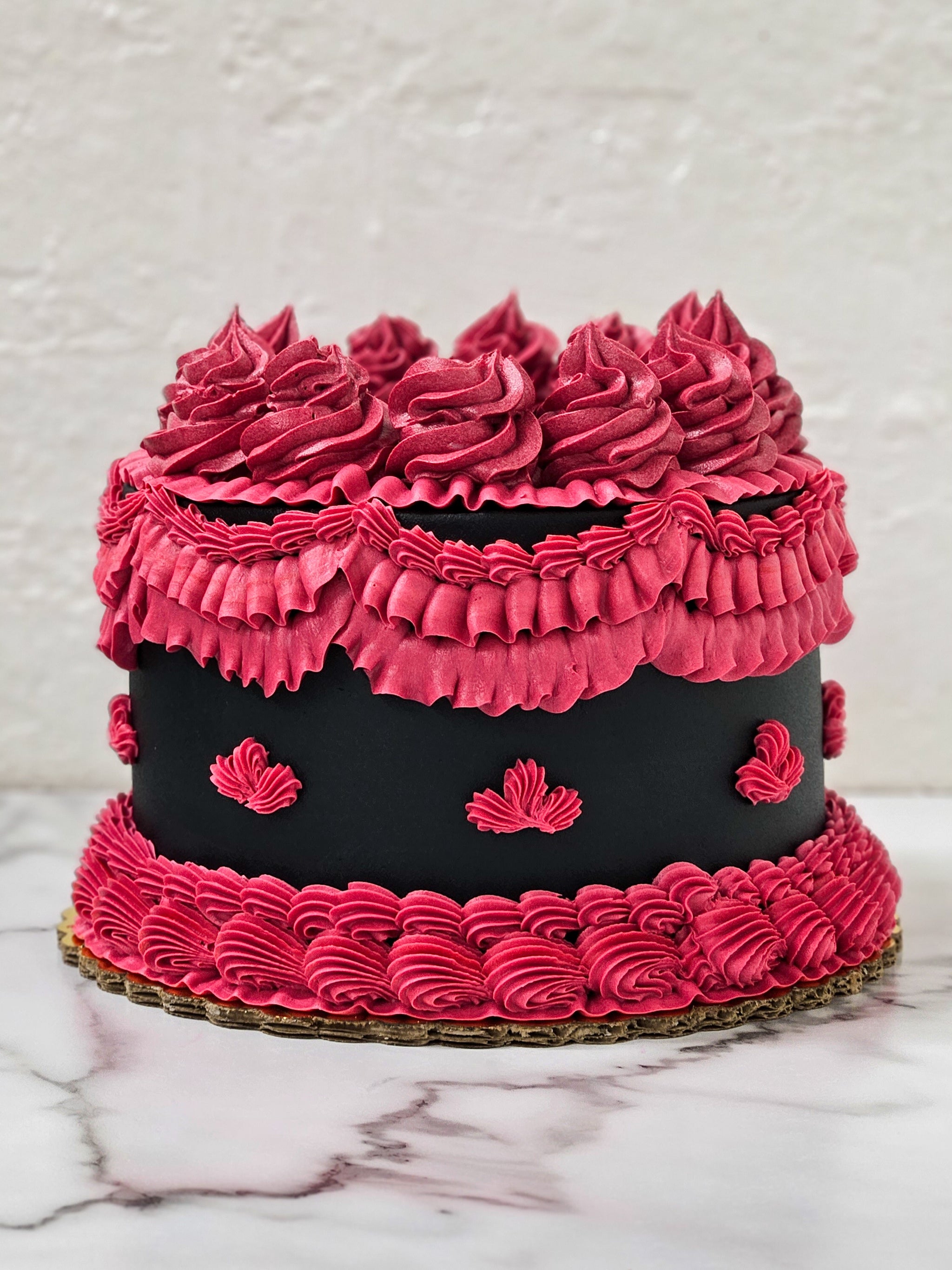 Black Pink Cake