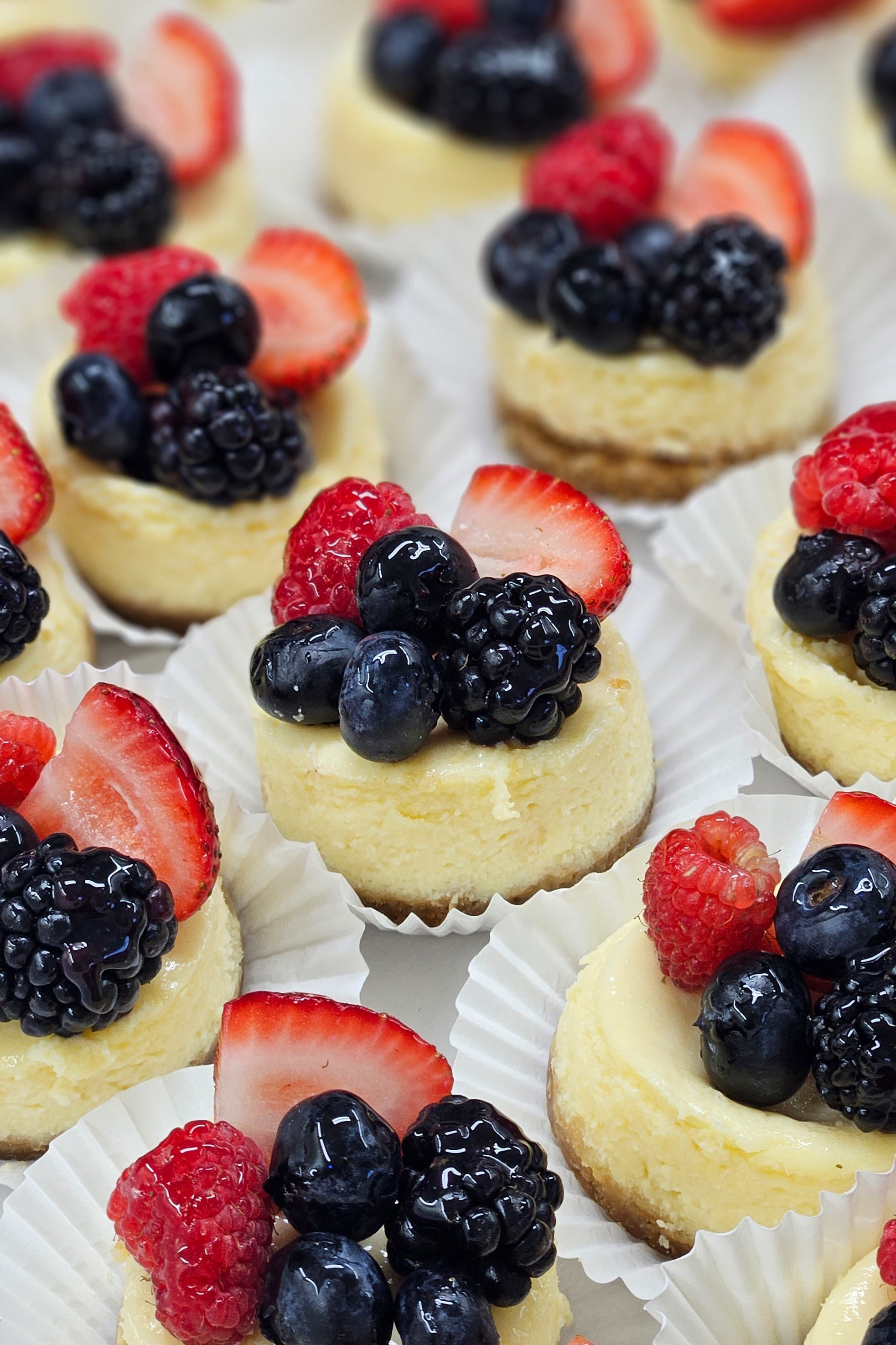 Mini Cheesecakes de frutos rojos