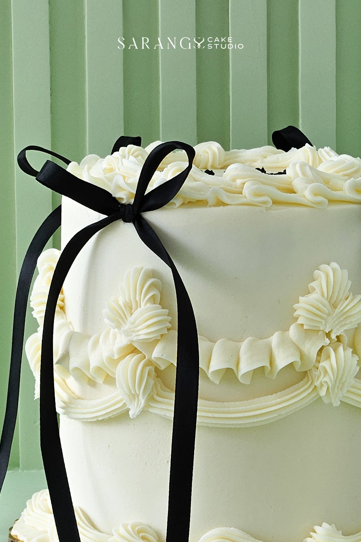 White Vintage Cake c/Listones