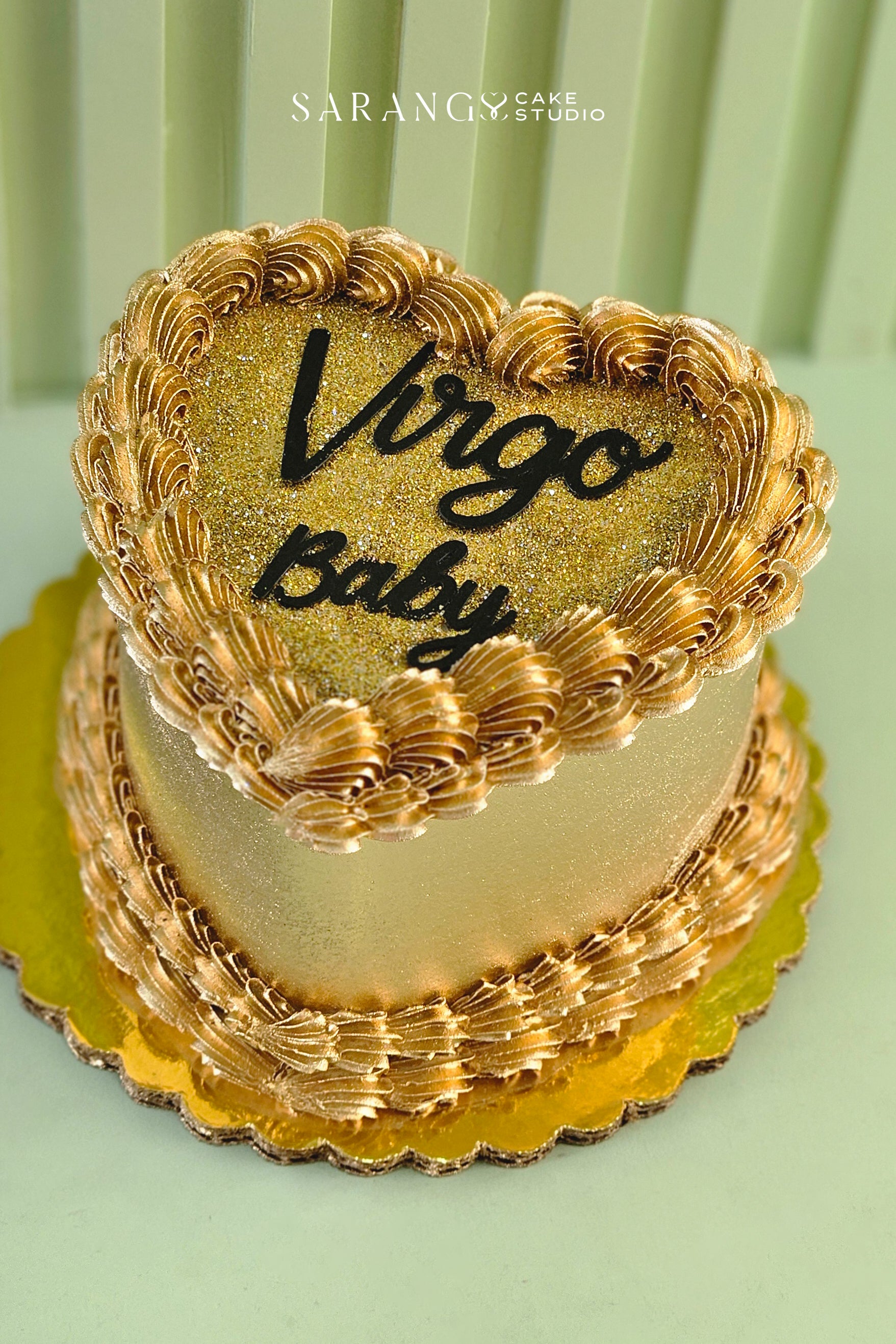Gold Vintage Cake (corazón)